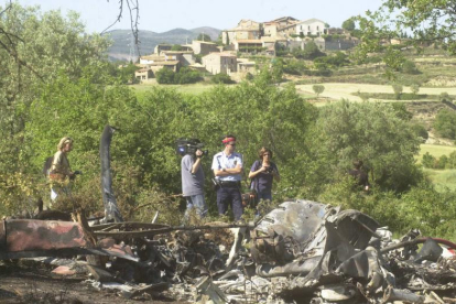 Imatge d’arxiu de l’helicòpter estavellat a Torallola (Pallars Jussà), on van morir vuit persones.
