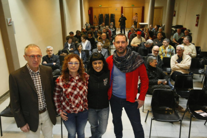 Los participantes en el debate ayer en Les Borges Blanques. 