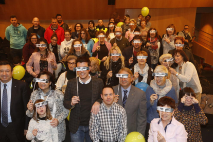 Participantes ayer en la jornada festiva celebrada en CaixaForum Lleida a causa del mal tiempo.