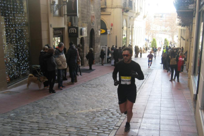 Els corredors van sortir des de la Seu Vella, com és tradició en els seus 37 anys d’història.
