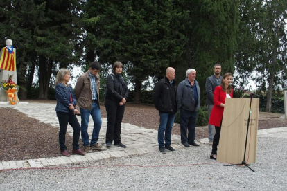 Alcaldes i càrrecs d’Esquerra Republicana a Lleida, al Tarròs, al costat de la consellera.