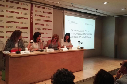  Marta Voltas, Marcela Topor, Montserrat Ribera y Sara Bujalance.
