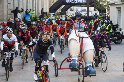 La Clàssica dels Murs reuneix 710 ciclistes en la sisena edició