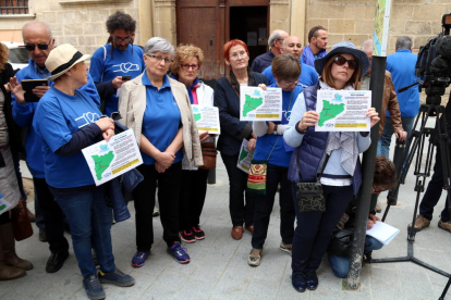 Protesta de la PDE a Tortosa contra la portada d’aigua de Rialb.