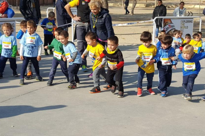 Más de mil corredores participan hoy en la Mitja Marató de Lleida
