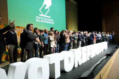 El president Puigdemont i el vicepresident Junqueras, ahir.
