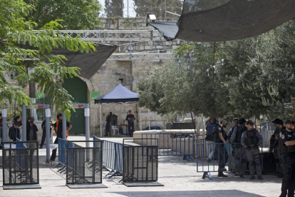 Israel instaló ayer más cámaras de seguridad en la entrada a la Explanada de las Mezquitas de Jerusalén.