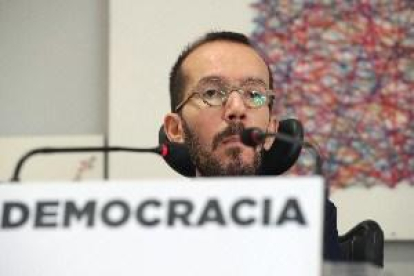 Echenique: el Rey es incapaz de reconocer el fracaso en Catalunya y abraza el argumento PP