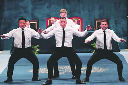 Los ‘All Blacks’ protagonizaron unos de los momentos de la gala al hacer su danza maorí.