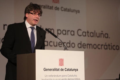 Un momento de la esperada conferencia del President, Carles Puigdemont, ayer en Madrid.