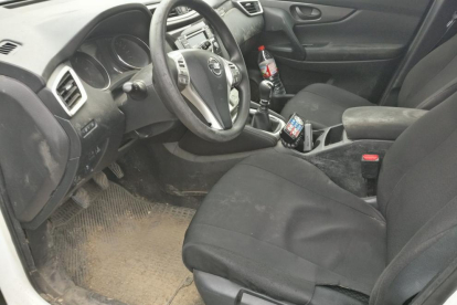 Imagen del interior de un coche patrulla de Mossos. 