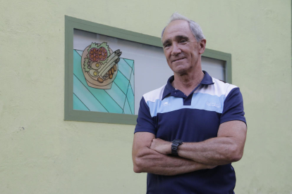 Josep Farré, que als 71 anys s’ha convertit en el nadador més veterà a creuar l’estret.