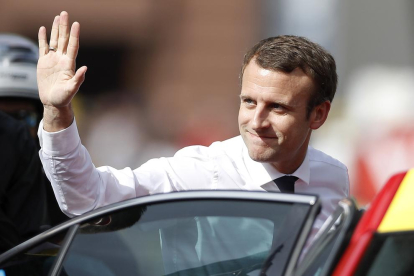 Imatge del president de la República Francesa, Emmanuel Macron, que fa tres mesos que està en el càrrec.