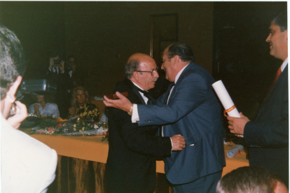 Uno de los galardones recibidos por Ángel Montalá.