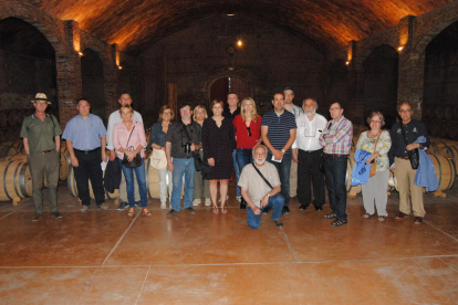 El acto del 25 aniversario de Monumenta se celebró ayer en las bodegas del Castell del Remei.
