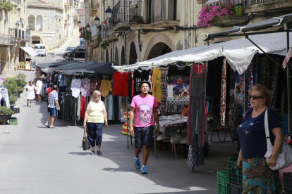 Mercado de últimas rebajas en Les Borges