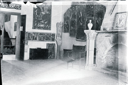 Tarragó Pleyán, l’home del règim - Des del 1940, José Alfonso Tarragó Pleyán es va convertir en l’home fort del patrimoni artístic lleidatà des de l’edifici de l’antic Hospital de Santa Maria (actual IEI), on a començaments de la G ...