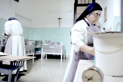 Fotograma del film, del leridano David Moncasi, sobre el único convento de clausura de Cuba.