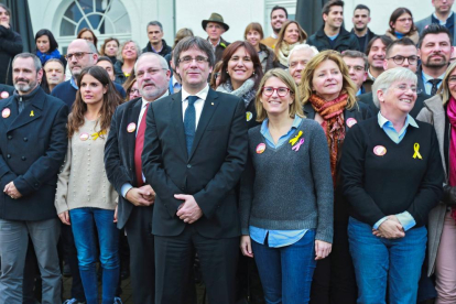 Puigdemont, a Brussel·les, amb candidats de Junts per Catalunya.