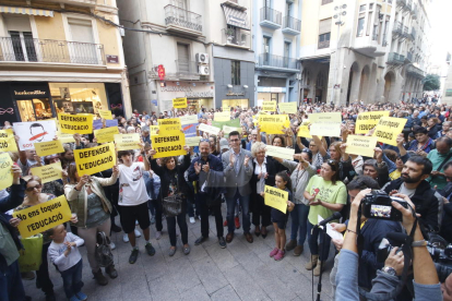 La concentració aquest dimecres a la plaça Paeria per defensar l'escola catalana.