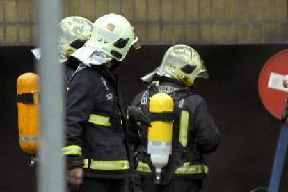 Un matrimoni i els seus dos fills de 3 i 5 anys moren en l’incendi de Bilbao