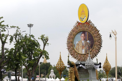 Tailandia despide al rey Bhumibol Adulyadej con una ceremonia privada