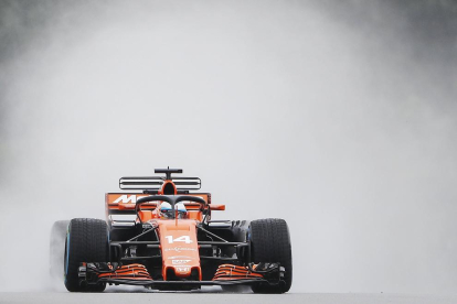 Alonso, durante la primera sesión celebrada en mojado.