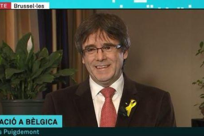 Un moment de l'entrevista a Carles Puigdemont al programa 'Els matins' de TV3.
