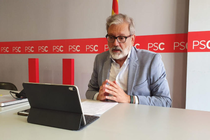 El PSC acusa al gobierno de la Paeria de Lleida de contratar personal y hacer adjudicaciones 