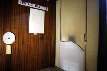 Antigua taquilla de venta de billetes de la estación de autobuses de Lleida