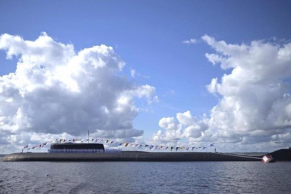 El submarino ruso 'K-266 Orel' en un acto en Kronstadt, Rusia