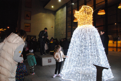 Un momento del acto del encendido de luces en Balaguer.