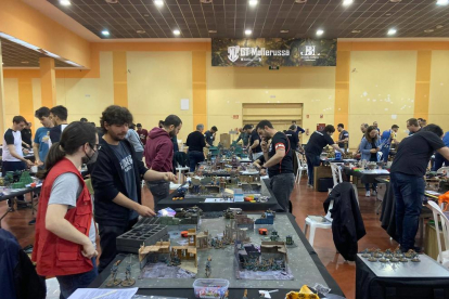 Mollerussa reuneix 150 jugadors de 24 equips estatals en el 1r Gran Torneig de Warhammer