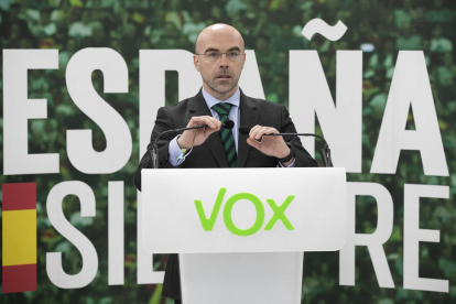 Vox pide en la UE diferenciar entre los 'refugiados verdaderos' y las 'masas de inmigrantes ilegales'