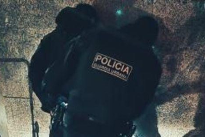 Un detenido por la Guardia Urbana de Lleida.