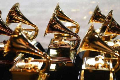 Estatuillas de los Grammy, por AFP