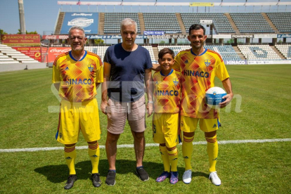 El Lleida Esportiu presenta tercera equipació amb els colors de la senyera