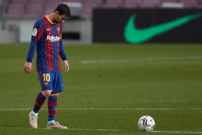 Leo Messi, desesperado después del segundo tanto del Granada.