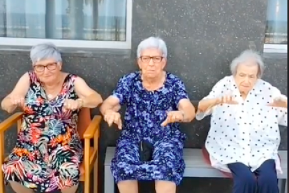 VÍDEO. Unas yayas se hacen virales bailando al ritmo de Rosalía