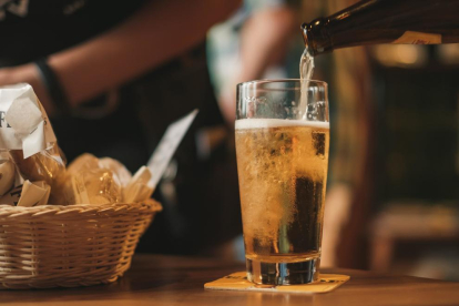 La cerveza es una de las bebidas alcohólicas más consumidas.