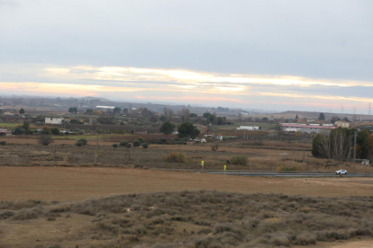 Los terrenos en los que se hará el polígono de Torreblanca, junto a la carretera de Tarragona, la N-240. 