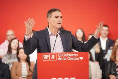 El president del Govern central va participar ahir en un acte del PSOE a Vitòria.