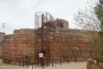 Los trabajos han incluido la instalación de una escalera circular para el acceso de visitantes.