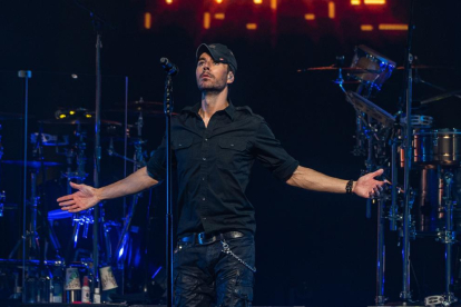El nou EP d’Enrique Iglesias es titula ‘Me pasé the remixes’.