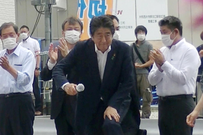 Muere el ex primer ministro nipón Shinzo Abe tras un atentado en un acto electoral