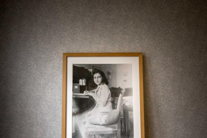 Un notario judío de Ámsterdam, sospechoso de señalar el escondite de Ana Frank