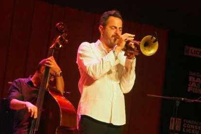 El trompetista Avishai Cohen, en el Barcelona Jazz Festival.