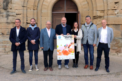 Solans, Amor, Cerdà, Villaverde, Lourdes Ravetllat, Accensi y Gort, ayer en el Castell de Gardeny.