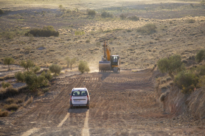 Las obras en Castelldans para llevar agua desde el pantano de L’Albagés a 1.135 hectáreas.