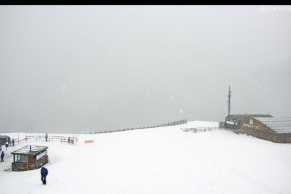 Imatge d’ahir de les cotes altes de Baqueira, on es van registrar noves nevades.